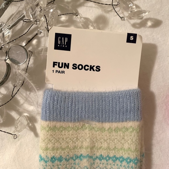 GAP Kids Warm Wool Blend Fun Socks - 2 Pairs Size Small - Picture 3 of 6